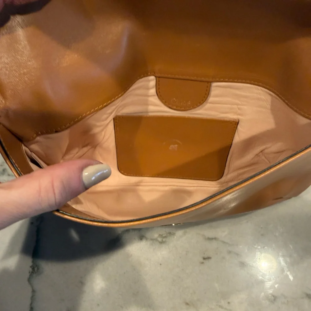 Authentic Chloé Tan Leather Bow Clutch Gold Hardware Flap Envelope Bag - Picture 7 of 14